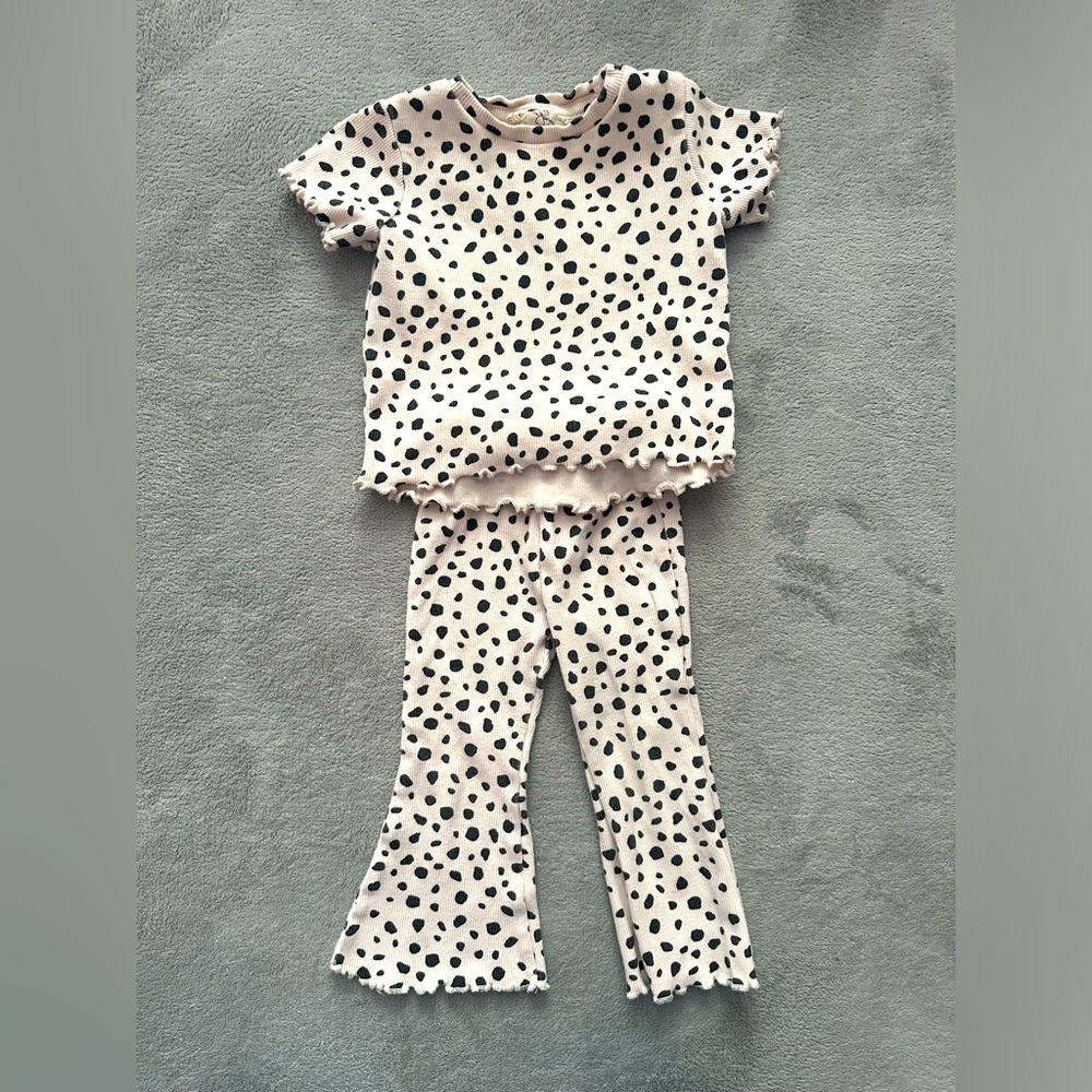 Polka dot lettuce edge toddler girl set